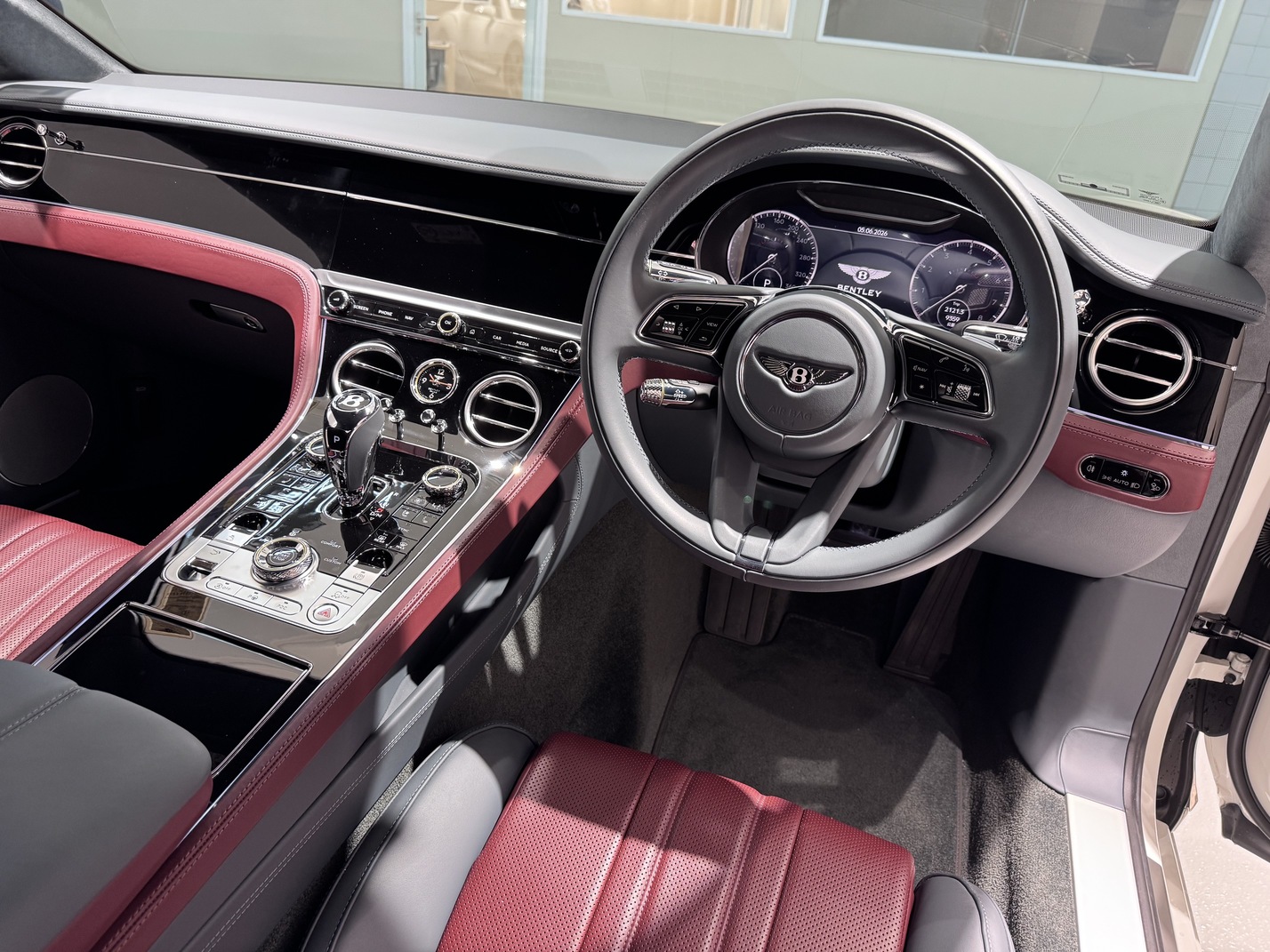 
								Bentley Continental GT V8 full									